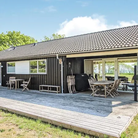 度假居 Stunning In With Sauna Samsø