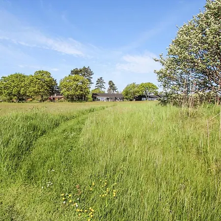 Schönes Haus In Mit Meerblick Samsø